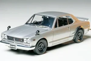 Tamiya 1/24 Nissan Skyline 2000 GT-R Model Kit