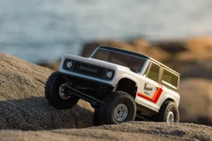 Vanquish Products VS4-10 Origin Classic 1/10 4WD Rock Crawler Kit (Clear)