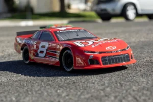 1/12 Losi Asphalt Late Model Dale Earnhardt Jr. No. 8 (Battery & Charger Included)